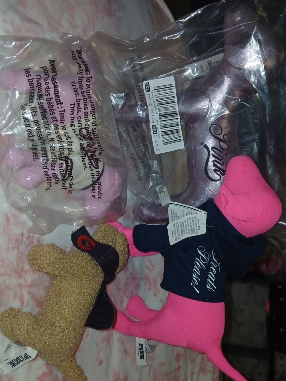 VS PINK Dog Bundle! - Picture 3 of 3